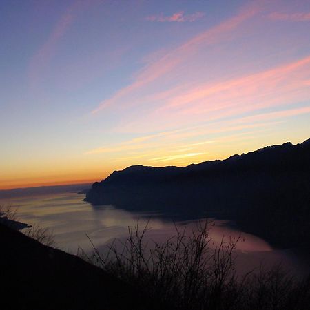 Hotel Garni Villa Magnolia Torbole Sul Garda Eksteriør bilde
