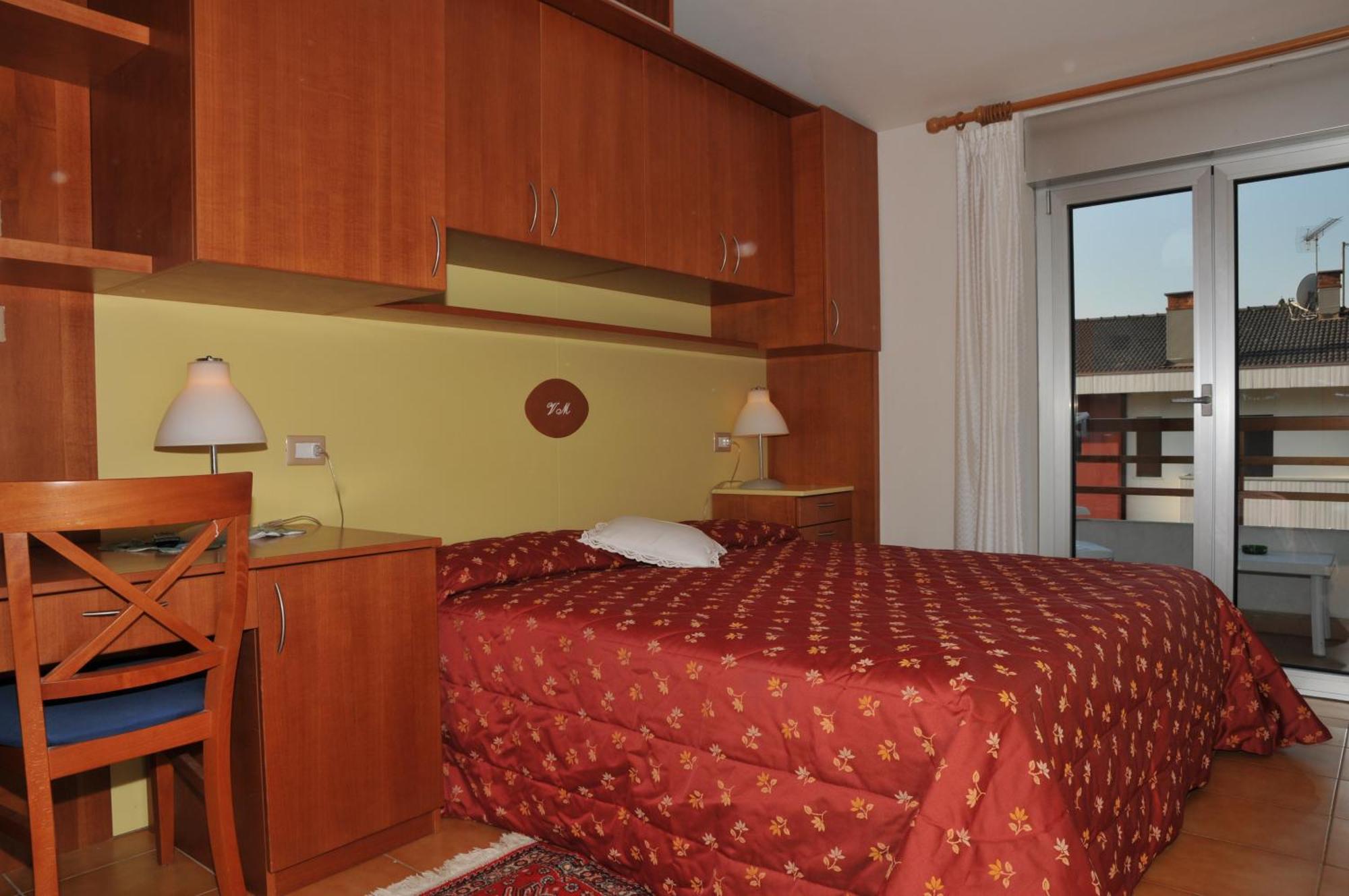 Hotel Garni Villa Magnolia Torbole Sul Garda Eksteriør bilde