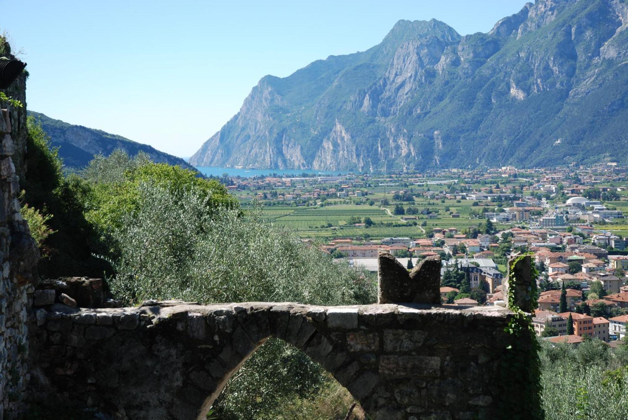 Hotel Garni Villa Magnolia Torbole Sul Garda Eksteriør bilde