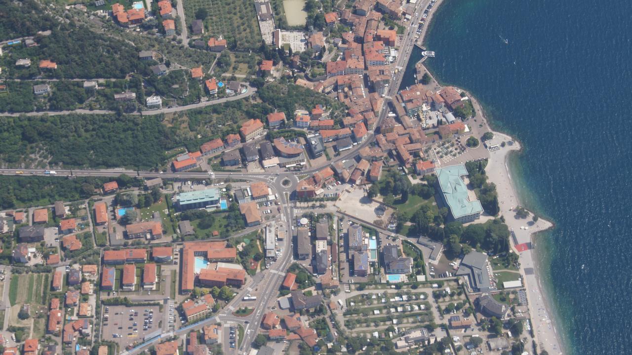 Hotel Garni Villa Magnolia Torbole Sul Garda Eksteriør bilde