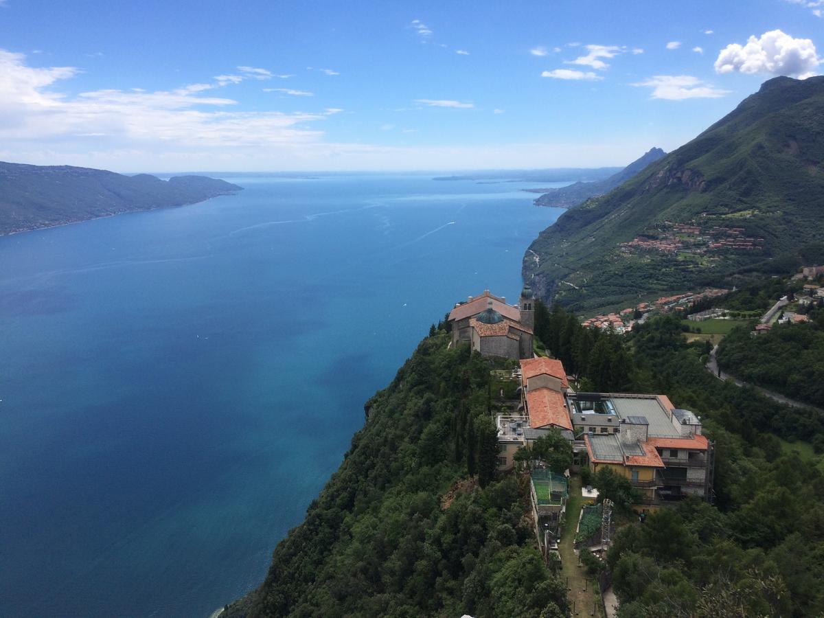 Hotel Garni Villa Magnolia Torbole Sul Garda Eksteriør bilde